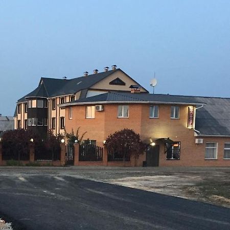 Мотельный Комплекс Телега Sula Exterior foto
